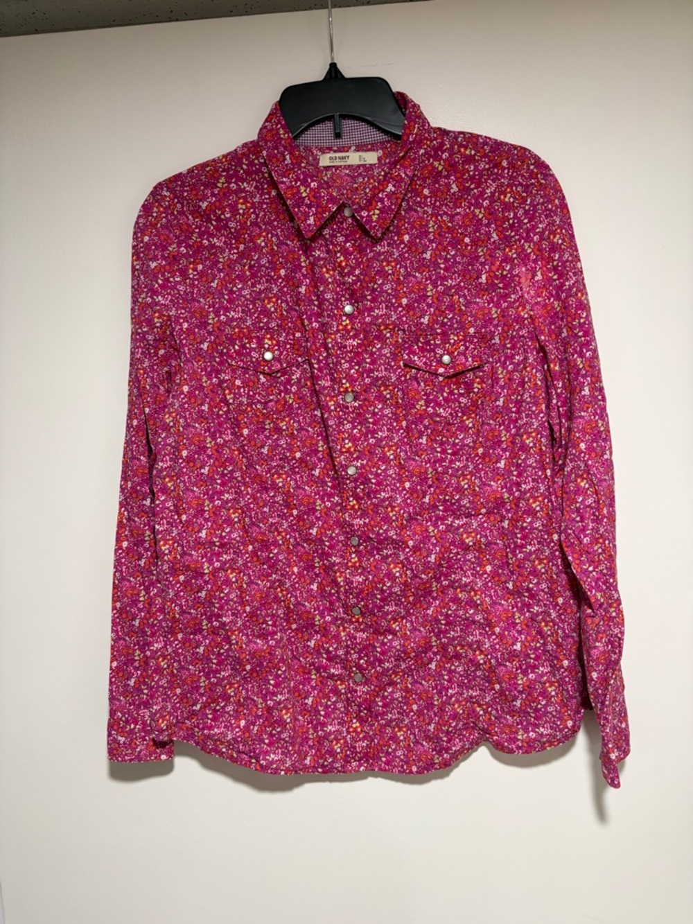 Old Navy Pink Floral Button-Up Blouse